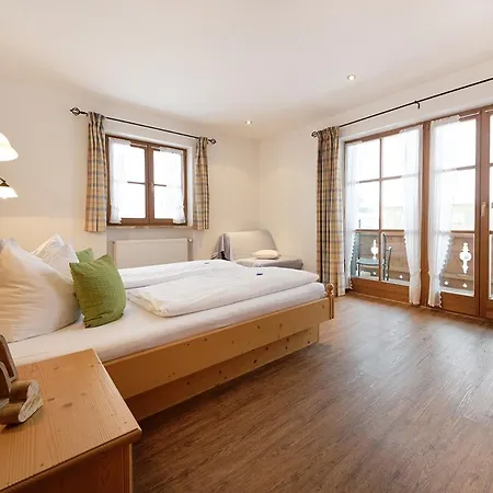 Bernhard Apartment Krün