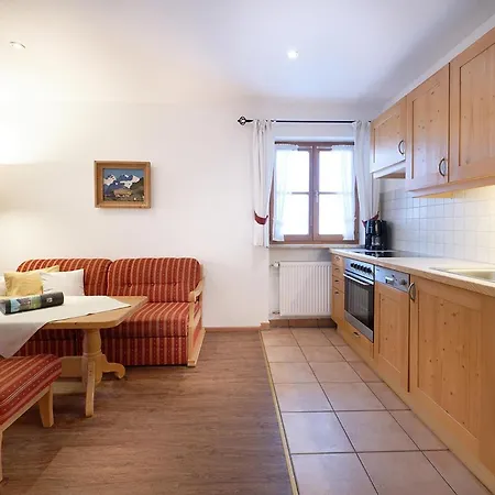 Gaestehaus Bernhard * Krün