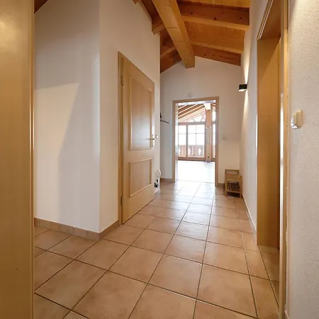 Bernhard Apartment *